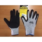 Anti - Cut resistant safety Gloves 7