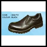 Sepatu safety optima 3032 pu