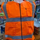 vest / safety vest / drill material vest  Pelajari pengucapannya 3