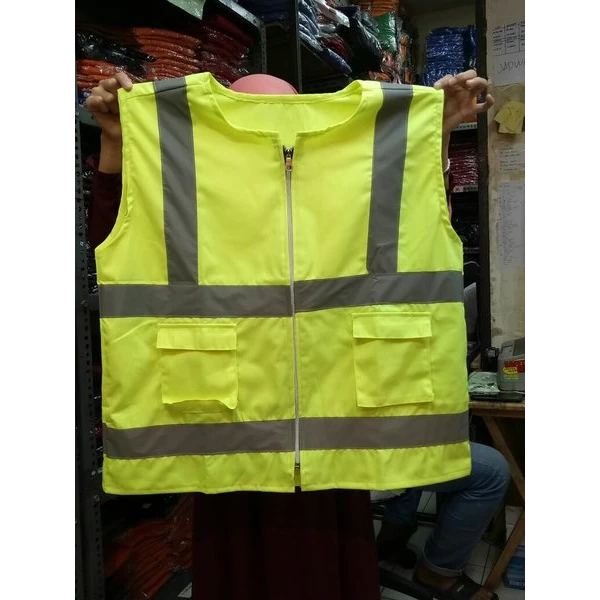 vest / safety vest / drill material vest  Pelajari pengucapannya