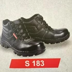Red Parker S183 Safety Shoes 8