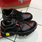 Red Parker P181 Safety Shoes 3